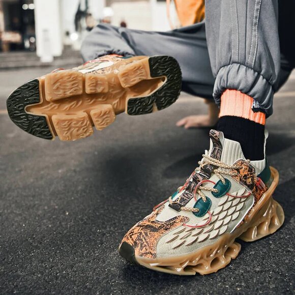Soberblay Futuristic Sculpted Chunky Athletic Shoe Sporty Athleisure NWOT main image 6